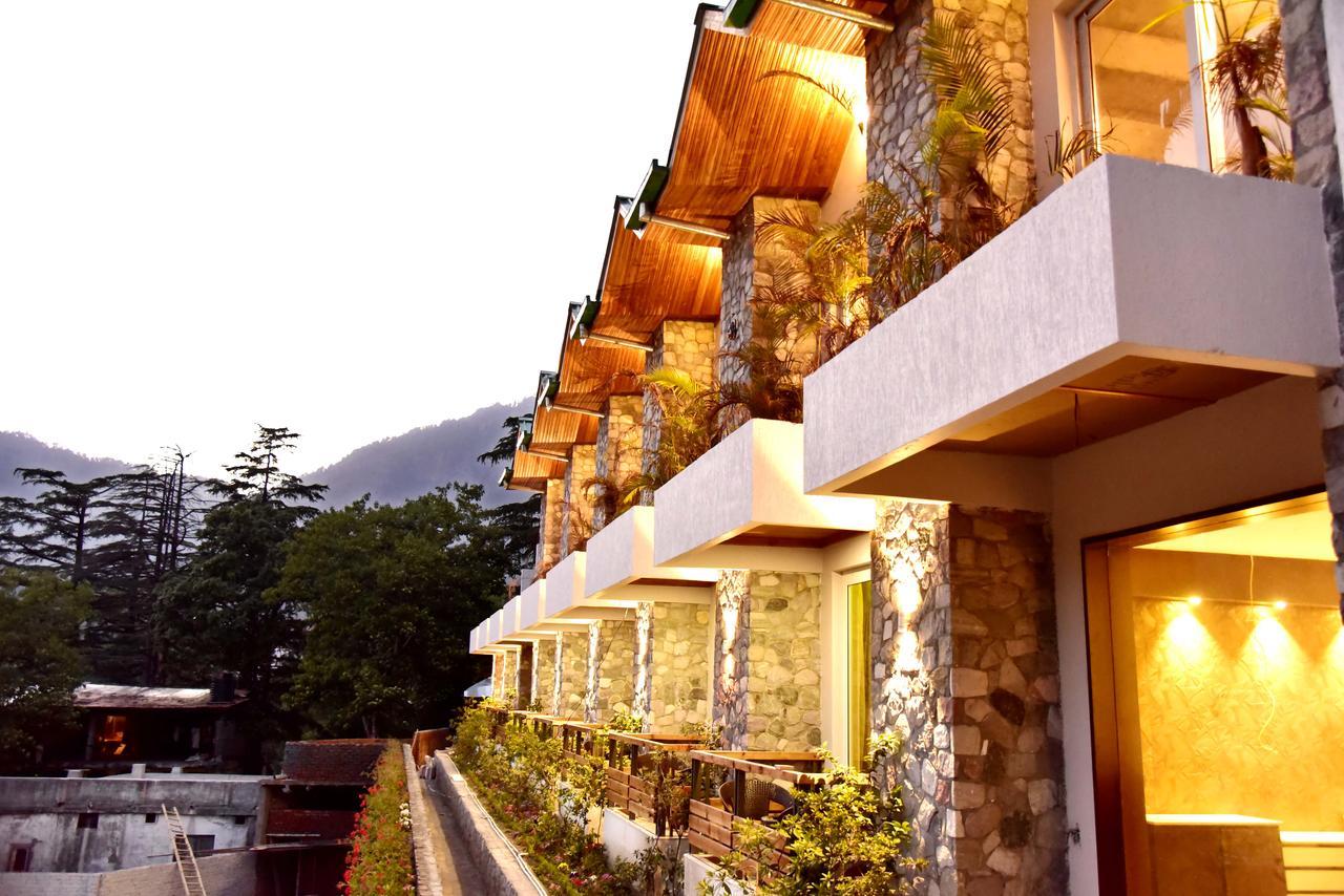 Season Hotel Nainital Exterior foto
